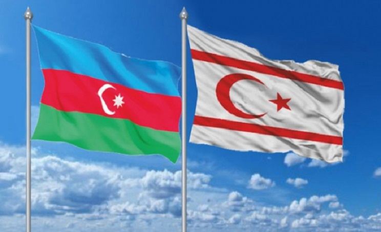 Северный Кипр поздравил Азербайджан с Днем государственного флага