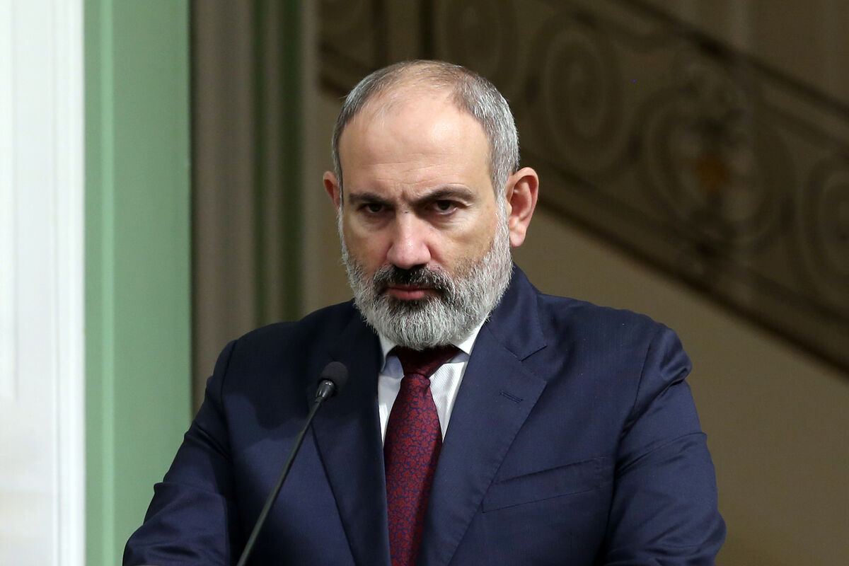 Armenian PM plans to hold early parliamentary elections in Armenia