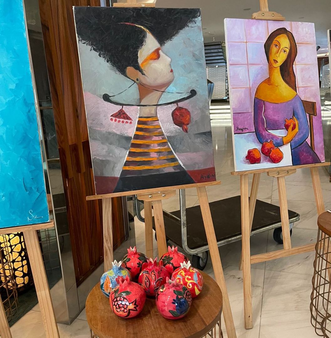 Азербайджанские художники отметили в Баку Праздник граната (ФОТО)