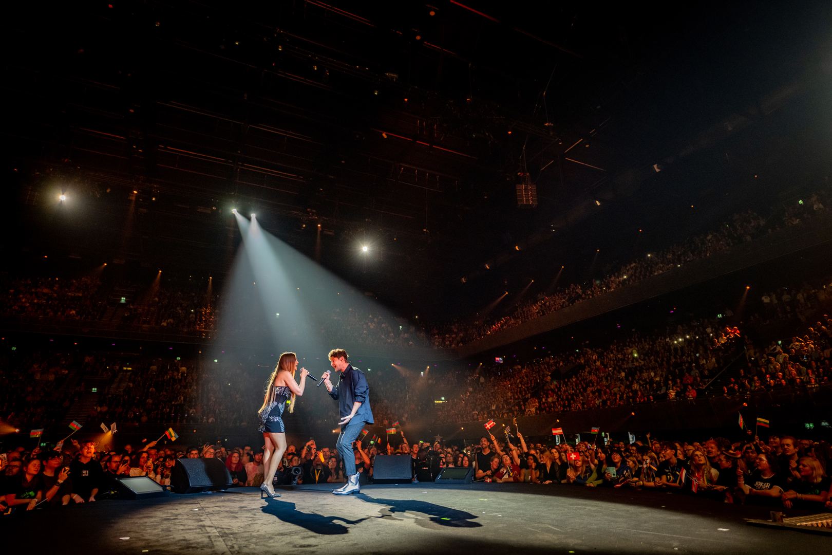 В Амстердаме прошел концерт звезд "Евровидения" с участием Нигяр Джамал и Эльдара Гасымова (ФОТО)