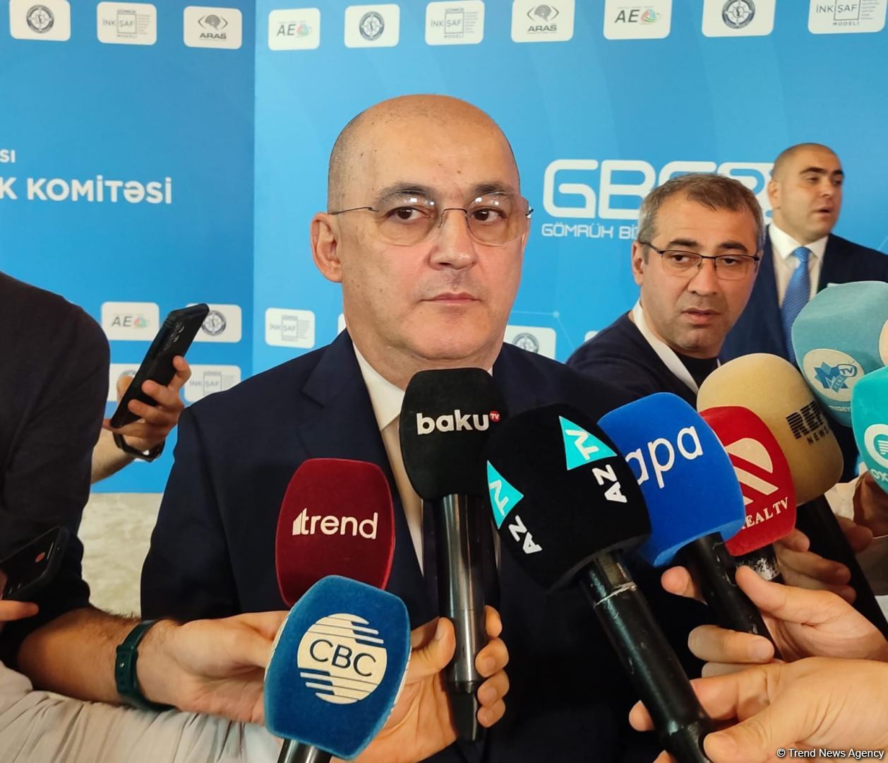 Chairman of Azerbaijan's State Customs Committee talks on Eyvazli customs post reopening