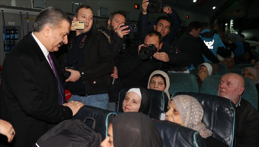 Более шестидесяти человек из сектора Газа были доставлены в Турцию на лечение