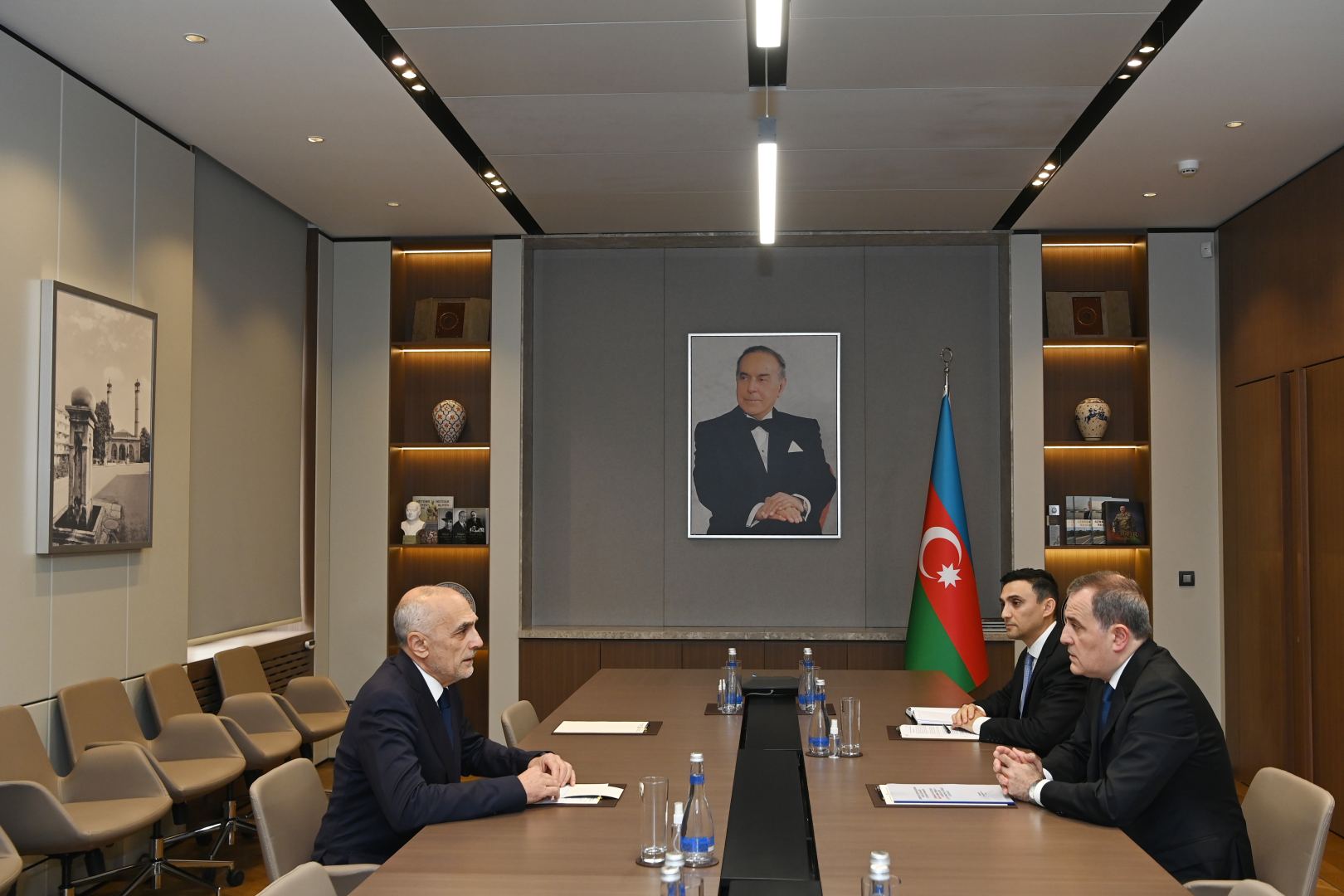 Джейхун Байрамов встретился с генеральным секретарем ГУАМ (ФОТО)