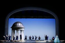 Триумф Динары Алиевой в главной партии в опере "Адриана Лекуврёр" на сцене Большого театра (ФОТО)