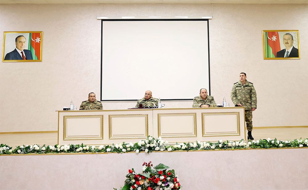 С военнослужащими ВС Азербайджана проведены методические занятия по организации воспитательной работы