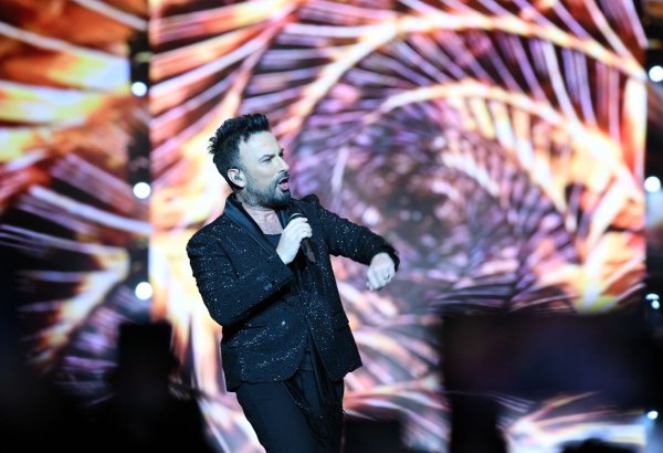 Фейерверк эмоций и буря впечатлений: Таркан выступил с концертом в Баку (ФОТО)