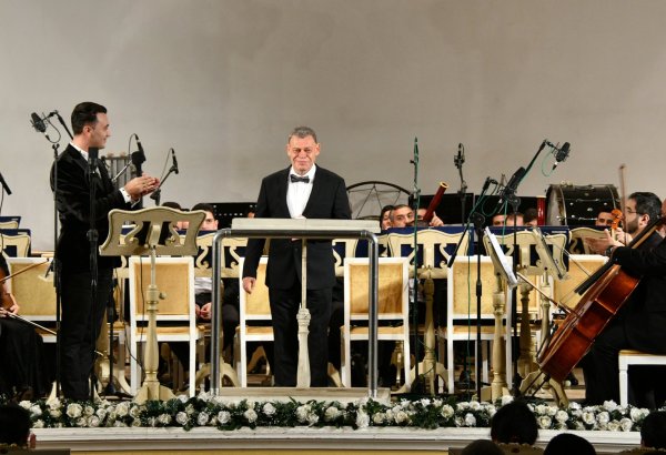 В Баку состоялся концерт "Жемчужины Карабаха" (ФОТО)