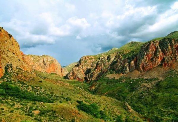 В Карабахе и Зангезуре установлено 16 гидрометеорологических станций