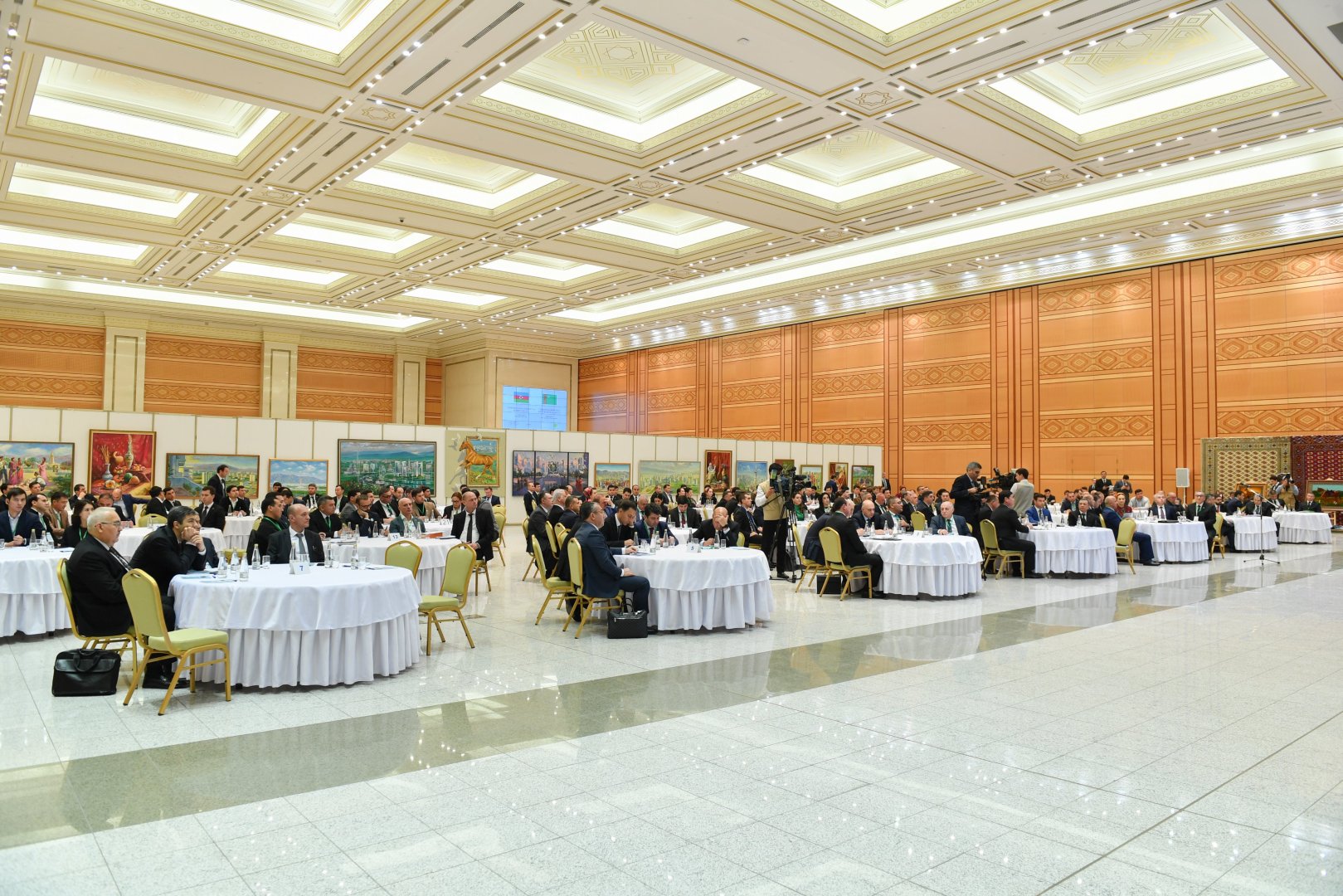 Товарооборот между Азербайджаном и Туркменистаном вырос на более чем 88% - Микаил Джаббаров (ФОТО)