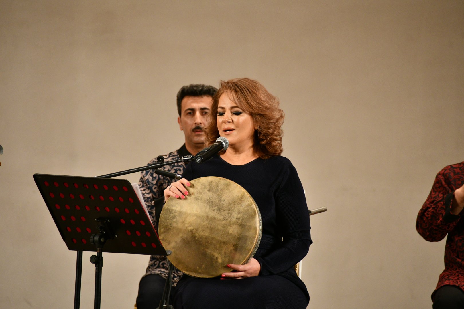 В Баку прошел вечер мугама с Фарамарзом Гармруди (ФОТО)