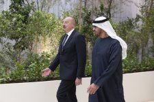 Состоялась встреча Президента Ильхама Алиева с Президентом ОАЭ (ФОТО)
