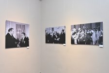 Сахиба Гафарова ознакомилась с выставкой "Общенациональный лидер Гейдар Алиев и культурное наследие Азербайджана" в Берлине (ФОТО)