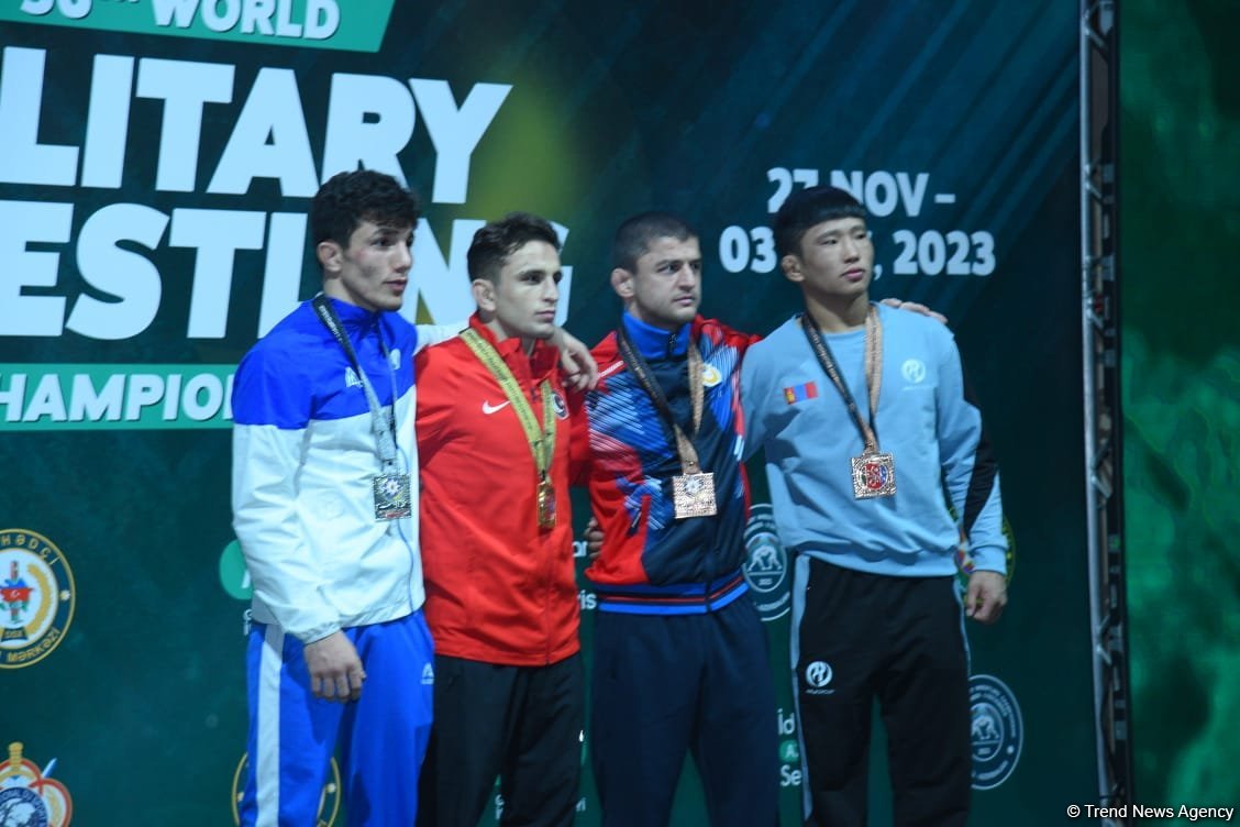 Azərbaycan güləşçiləri 2 qızıl, 1 gümüş medal qazanıblar - Dünya çempionatı (FOTO)