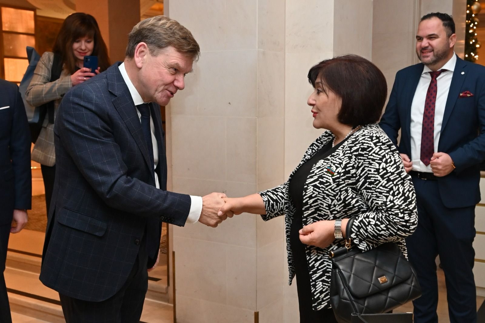Сахиба Гафарова встретилась с руководителем парламентской группы Бундестага "Германия-Южный Кавказ" (ФОТО)