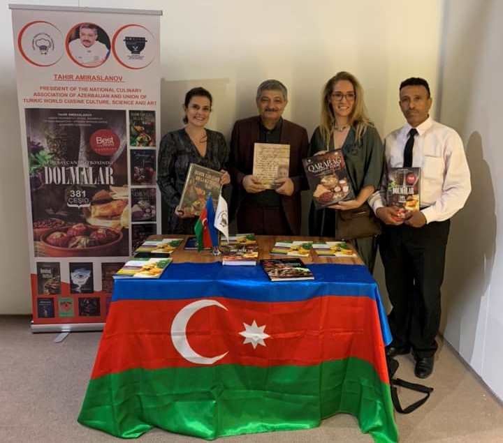 Азербайджанское издание о долме отмечено в Эр-Рияде наградой "Лучшая кулинарная книга за последние 25 лет" (ФОТО)