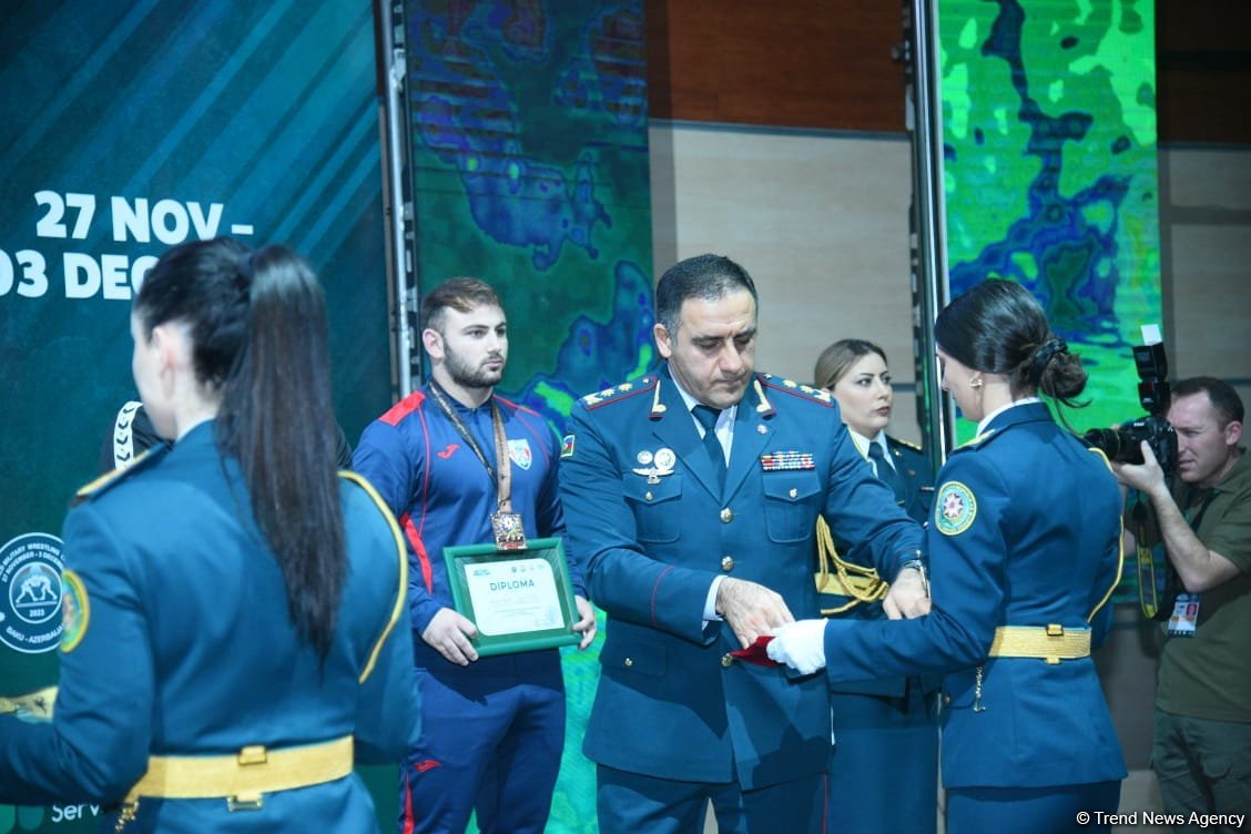 Azerbaijani wrestlers claim five more world medals in Baku (PHOTO)