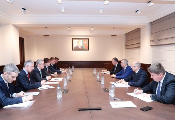 Руководитель Администрации Президента Азербайджана встретился с государственным министром Великобритании