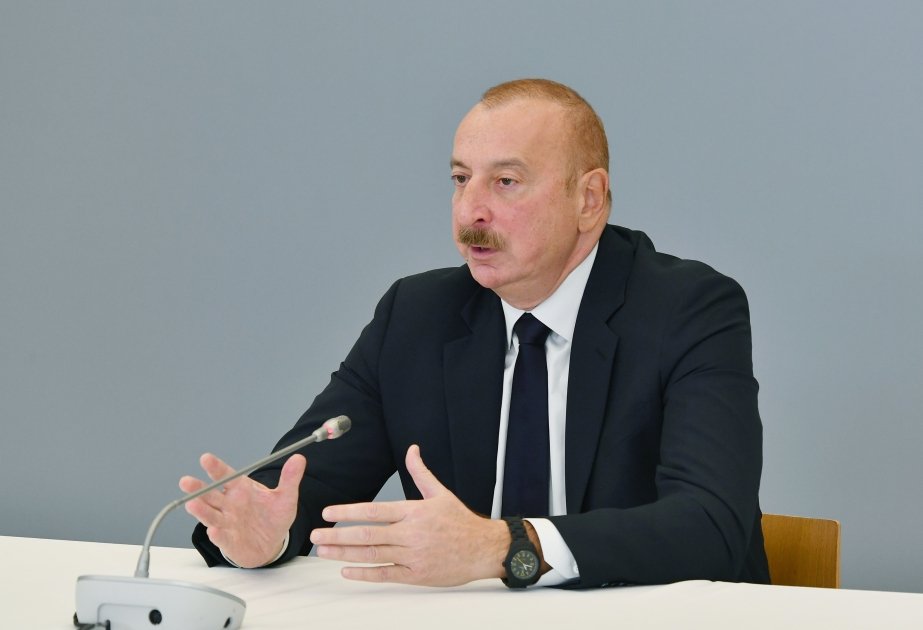 Президент Ильхам Алиев: Собственность и священные места сотен тысяч депортированных азербайджанцев должны быть защищены
