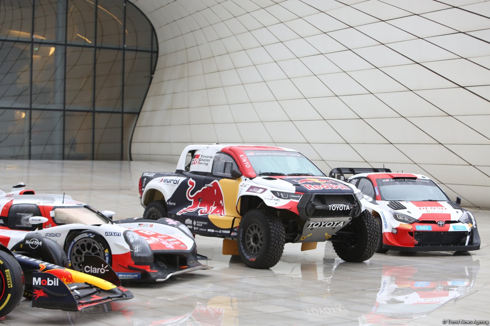 Baku stages FIA Week-framed sports car expo (PHOTO/VIDEO)