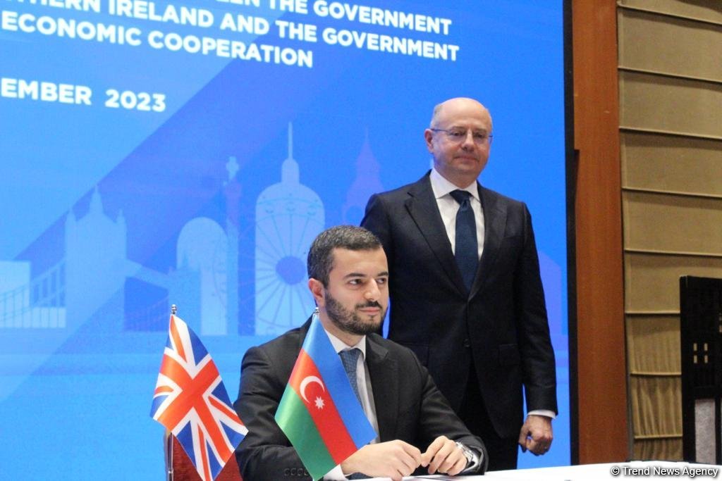 Azerbaijan, UK sign protocol of joint commission on economic cooperation (PHOTO)
