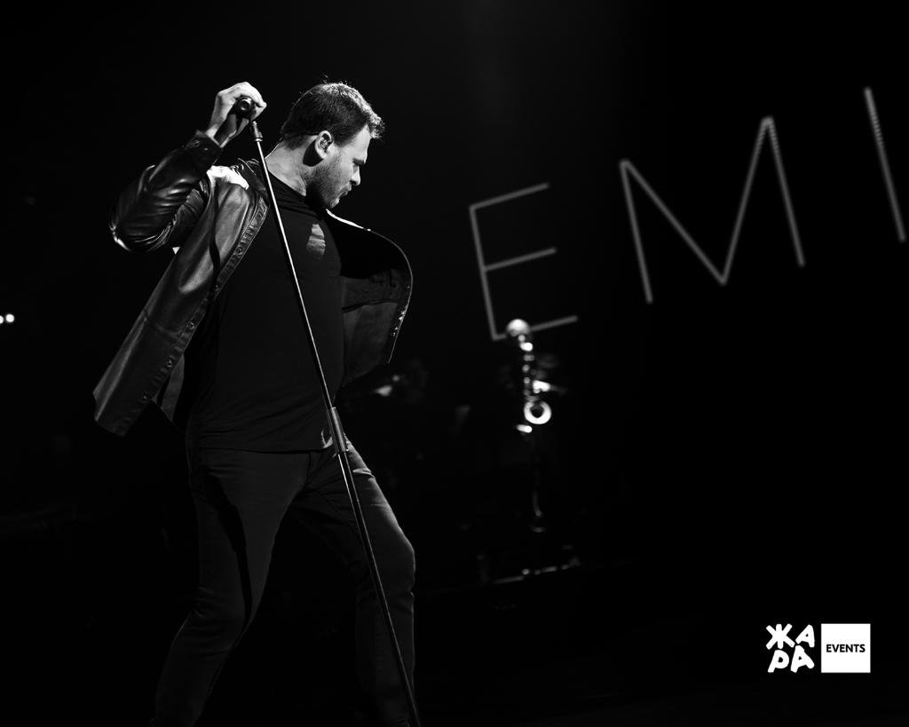 Грандиозно, ярко, эмоционально – сольный концерт EMINа в Баку (ФОТО)