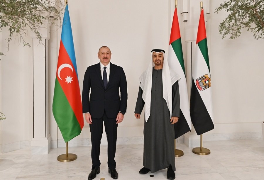 UAE President makes call to President Ilham Aliyev