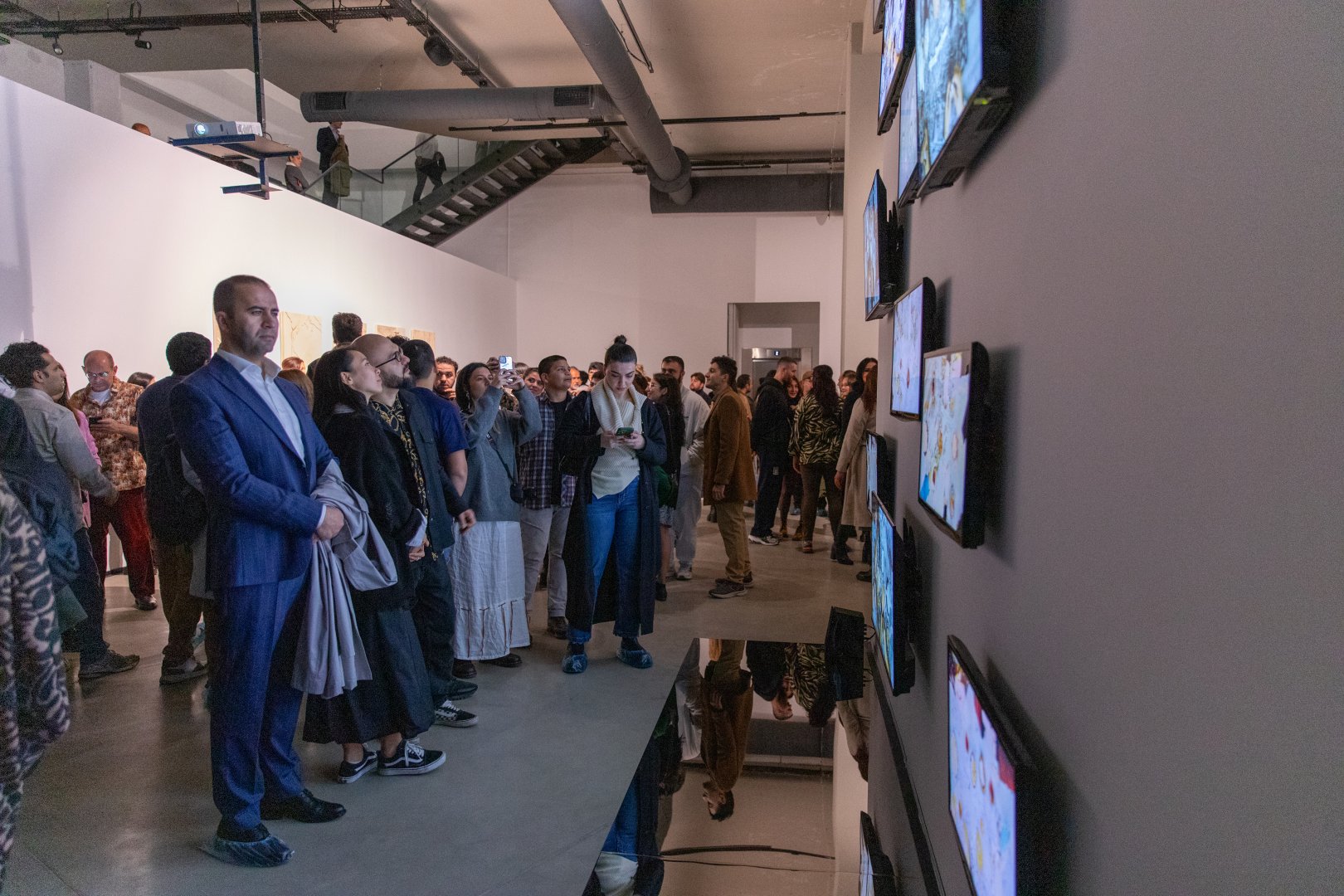 В Центре YARAT состоялось открытие выставок азербайджанских и грузинских художников - "Проверено, мин нет!" и "Эквинокс" (ФОТО)