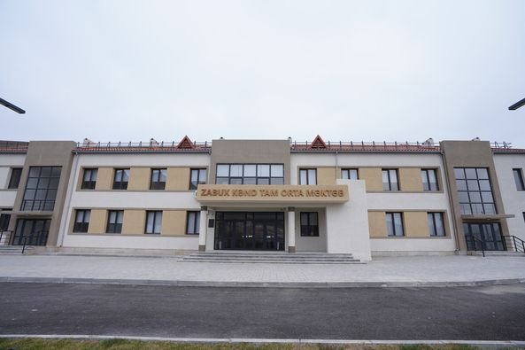 Secondary school begins operating in Azerbaijan's Zabukh village (PHOTO)