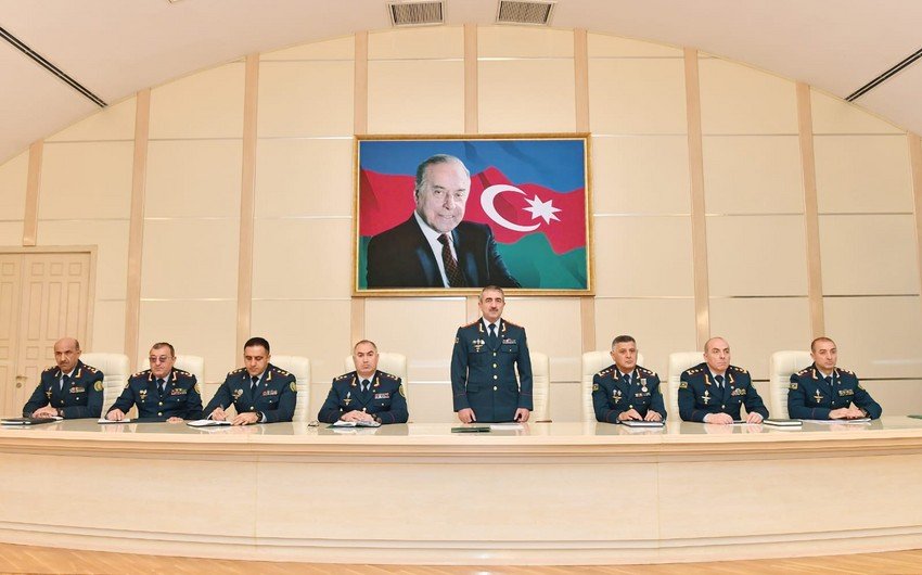 Azerbaijani Border Service holds meeting on results of service and combat activities