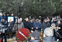 Рамиз Мелик похоронен на второй Аллее почетного захоронения (ФОТО)