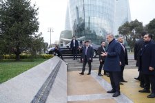 Turkish FM visits grave of Azerbaijani great leader Heydar Aliyev, Turkic Martyrship monument, Alley of Martyrs (PHOTO)