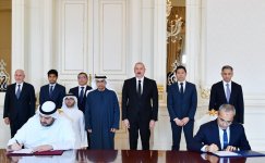 Azerbaijan, UAE sign documents (PHOTO)