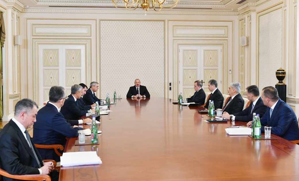 President Ilham Aliyev chairs meeting to discuss hosting COP29 in Azerbaijan in 2024 (PHOTO/VIDEO)