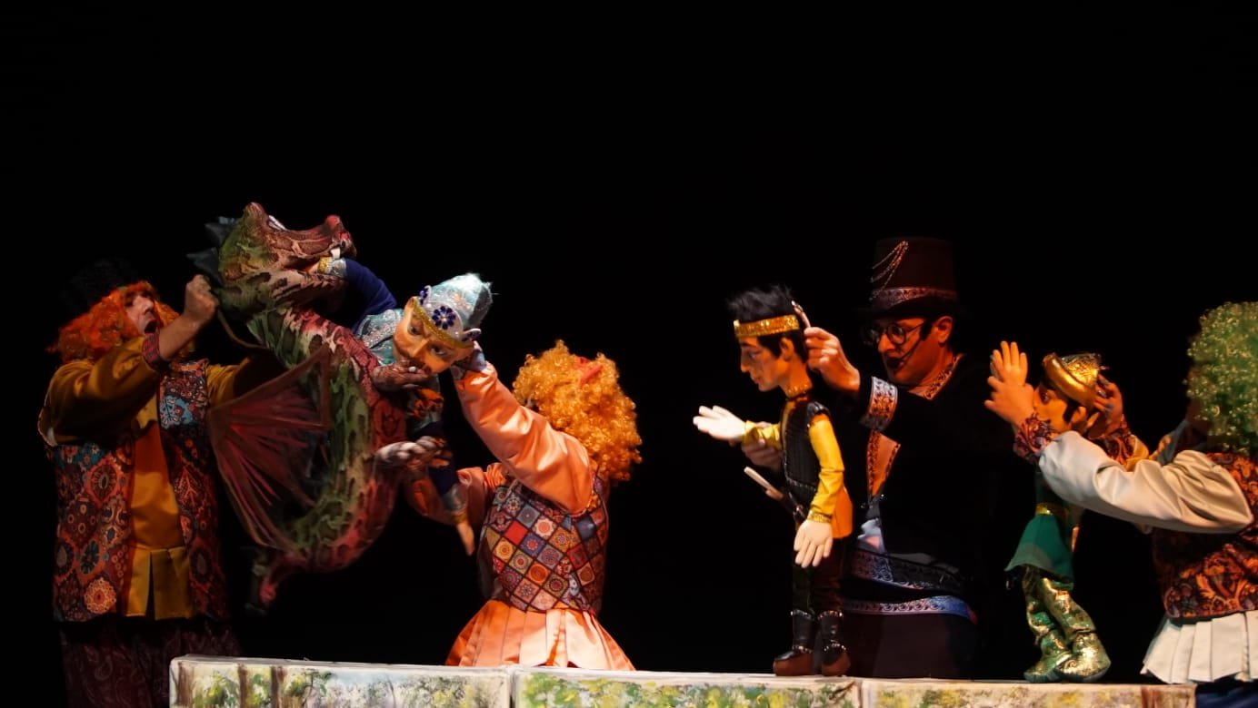 Азербайджанский кукольный театр с успехом выступил на фестивале в Турции (ФОТО)