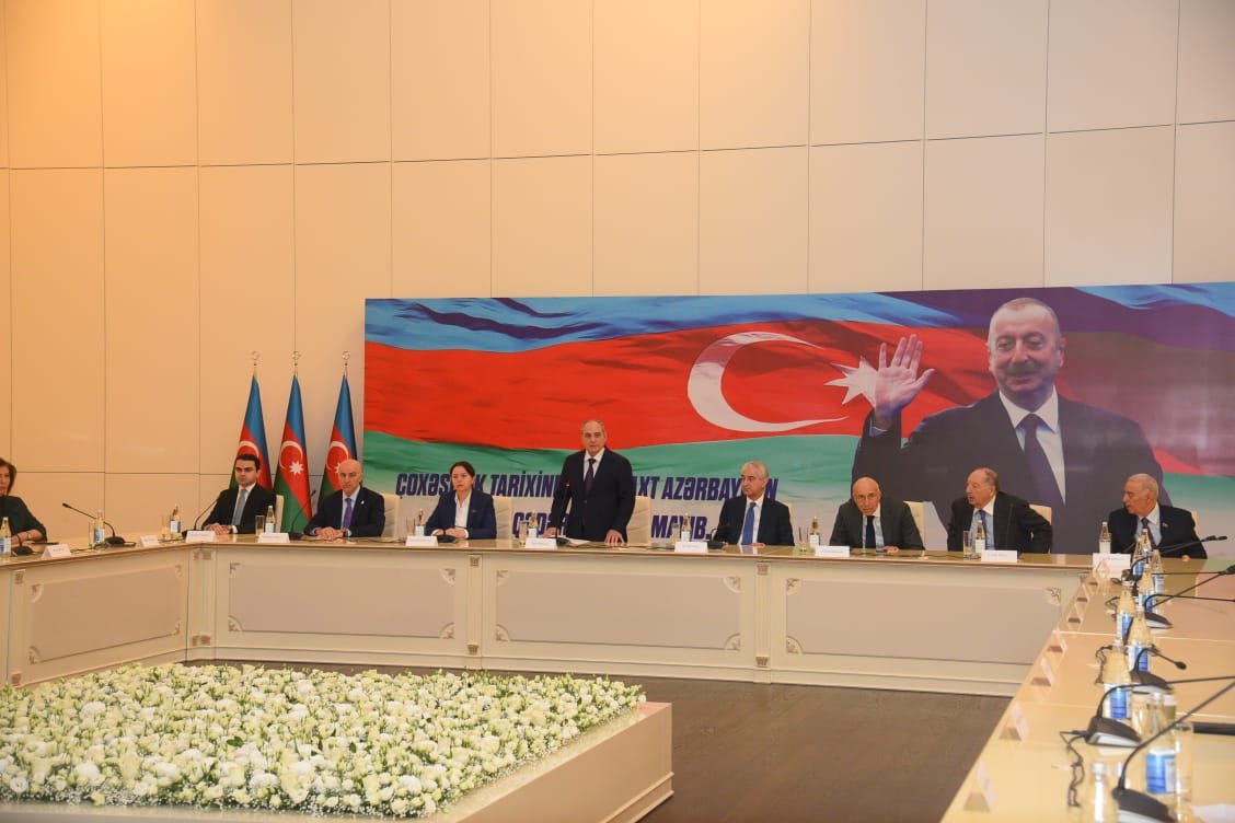 Создан центральный избирательный штаб партии "Ени Азербайджан"