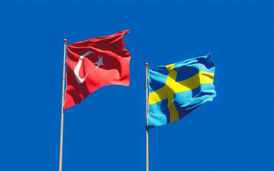 Турция ждет от Швеции практических шагов в сфере антитеррора