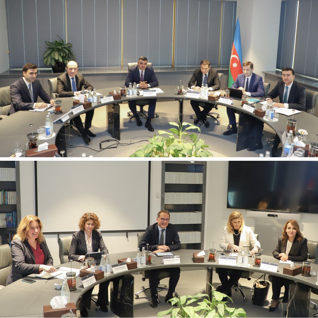 ЦБ Азербайджана и IFC обсудили перспективы сотрудничества
