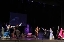 Феерический юбилей Юлия Гусмана в Баку отметили красочным спектаклем "Не бойся, мы с тобой!" (ВИДЕО, ФОТО)