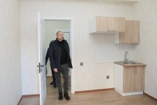 Президент Ильхам Алиев ознакомился с ходом строительных работ в первом жилом комплексе из 23 зданий в Шуше (ВИДЕО/ФОТО)