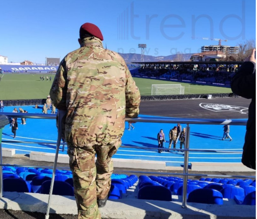 Azerbaijani Karabakh war vet attends historic game in Khankendi (PHOTO)