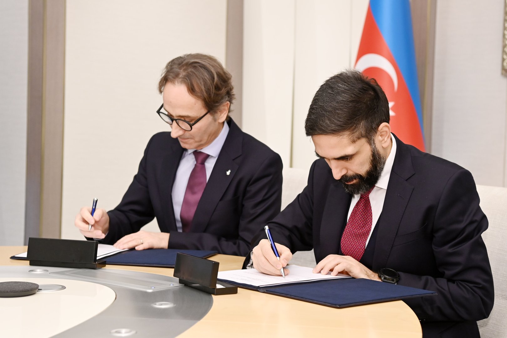 SOCAR acquires Equinor’s assets in Azerbaijan (PHOTO)
