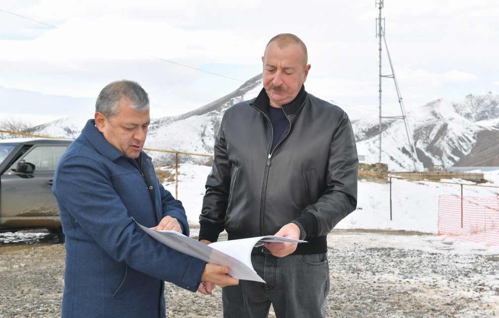 Президент Ильхам Алиев посетил поселок Туршсу Шушинского района (ВИДЕО/ФОТО)