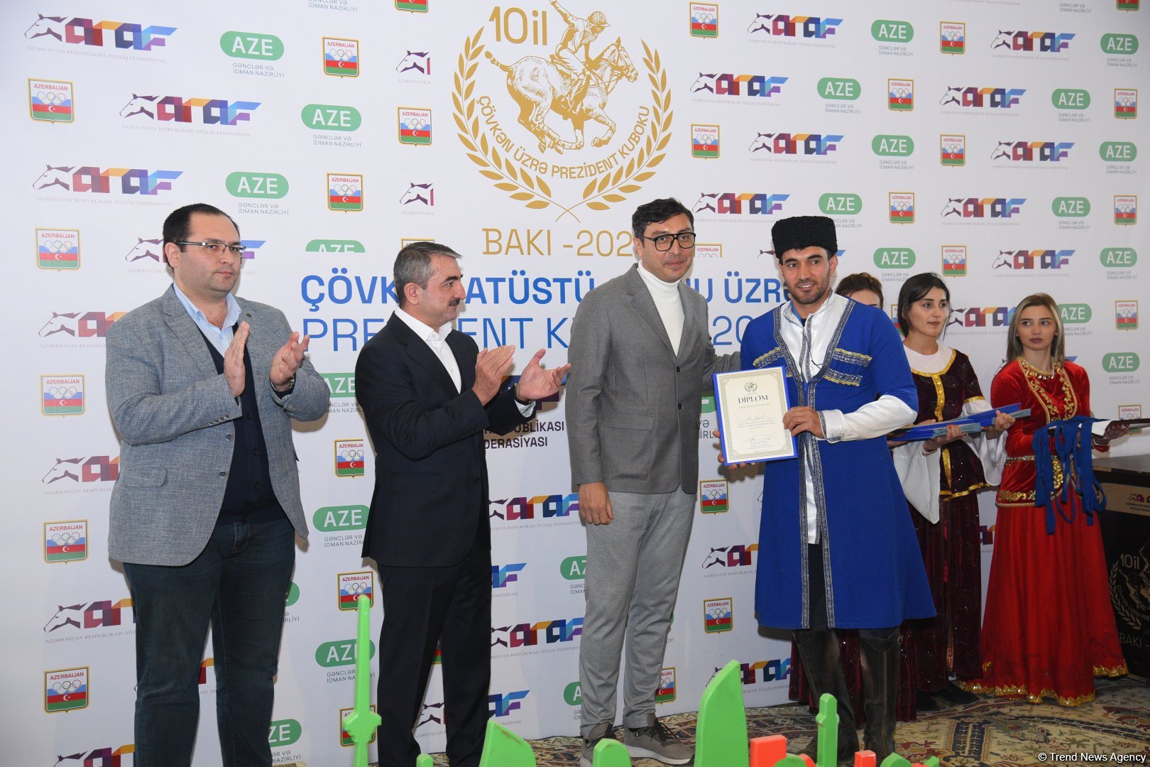 В Баку определился победитель десятого  Кубка Президента по древнему виду спорта - човган (ФОТО)