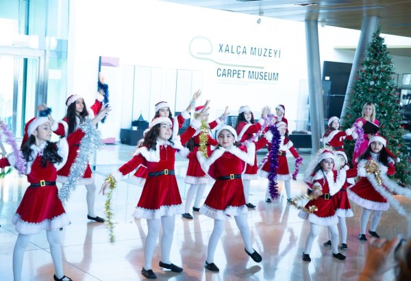 Азербайджанский музей ковра подарил детям новогодний праздник (ФОТО)