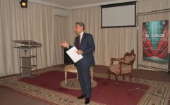В Баку прошла конференция, посвященная 150-летию азербайджанского театра (ФОТО)
