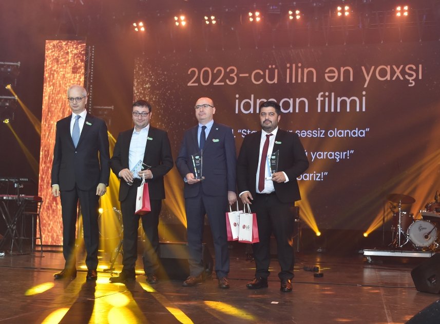 Министерство молодежи и спорта Азербайджана наградило лучших года (ФОТО)