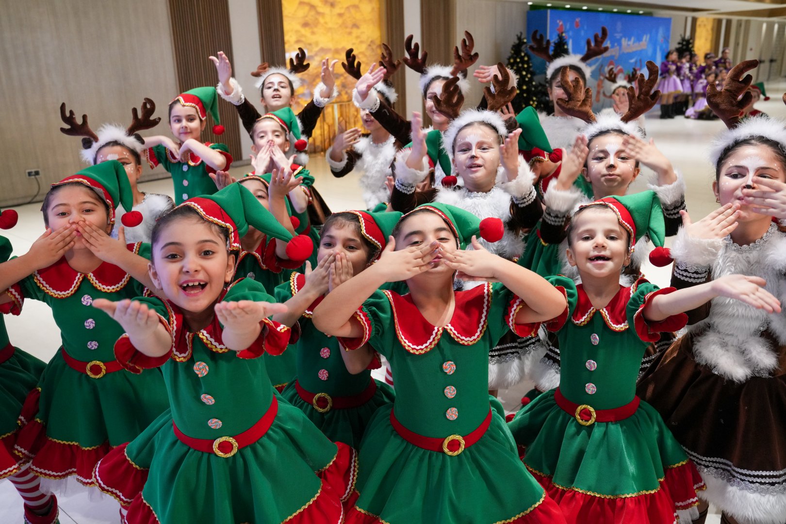 Фонд Гейдара Алиева организовал праздничное торжество для детей (ФОТО)