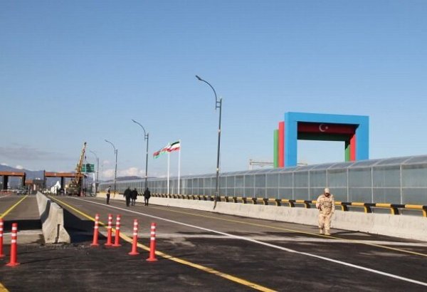 Иранский замминистра сообщил об открытии нового погранпункта на границе с Азербайджаном