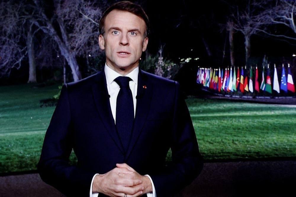 Macron accused of disrespecting France's national flag