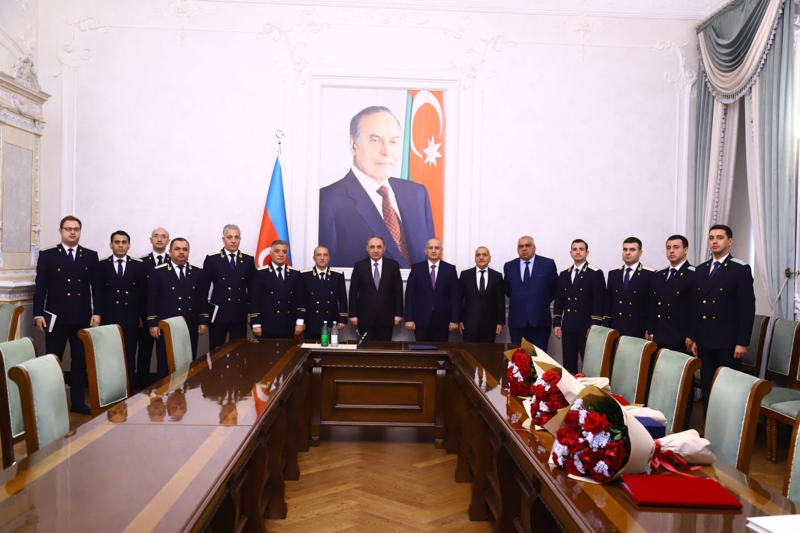 В Азербайджане прекращена служба трех сотрудников прокуратуры (ФОТО)